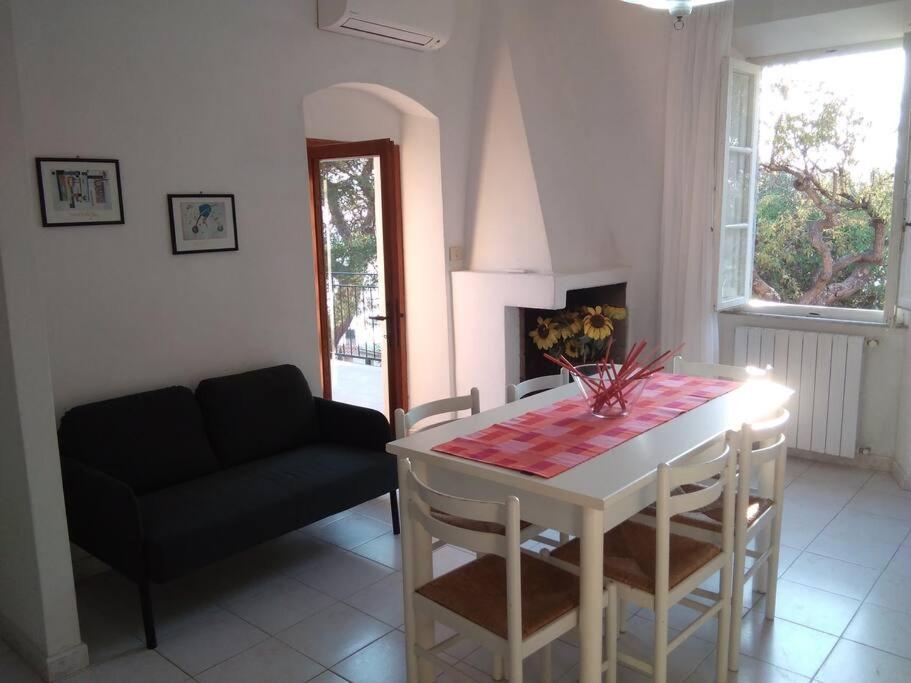 La Casa Dei Nonni - Services Included - Servizi Inclusi Capoliveri  Exterior foto